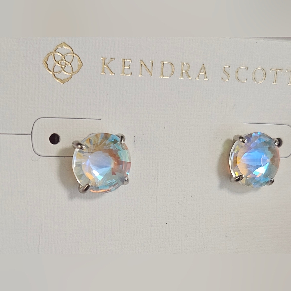 Kendra Scott Jolie Stud Earrings Dichroic Glass NWT $50 - Picture 2 of 13